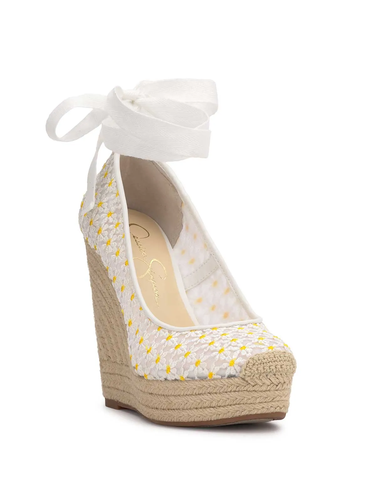 Zexie Platform Wedge in White Floral